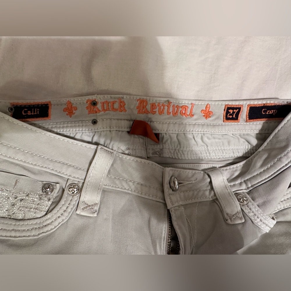 Calli Rock Revival Crop Pants 27